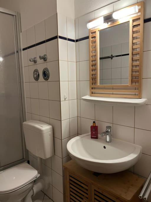 Beliebt: Zentrales & Ruhiges Innenstadtapartment Halle  Esterno foto